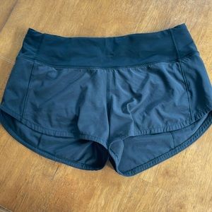 Lululemon speed up shorts size 4